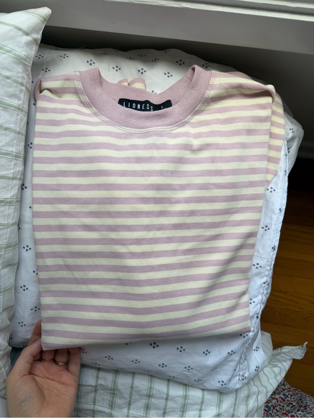 Lioness lavender and butter yellow Long Sleeve Crewneck - Picture 2 of 5
